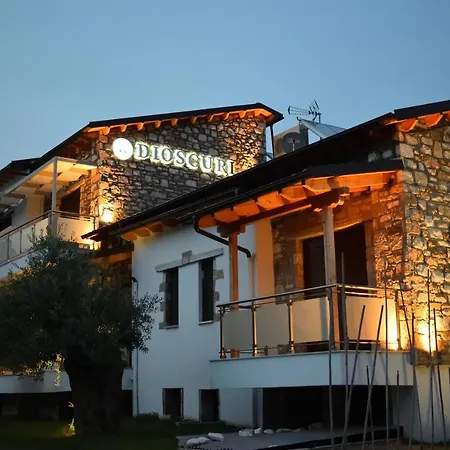 Dioscuri Luxury Lägenhet