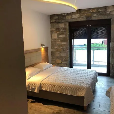 Dioscuri Luxury Lägenhet